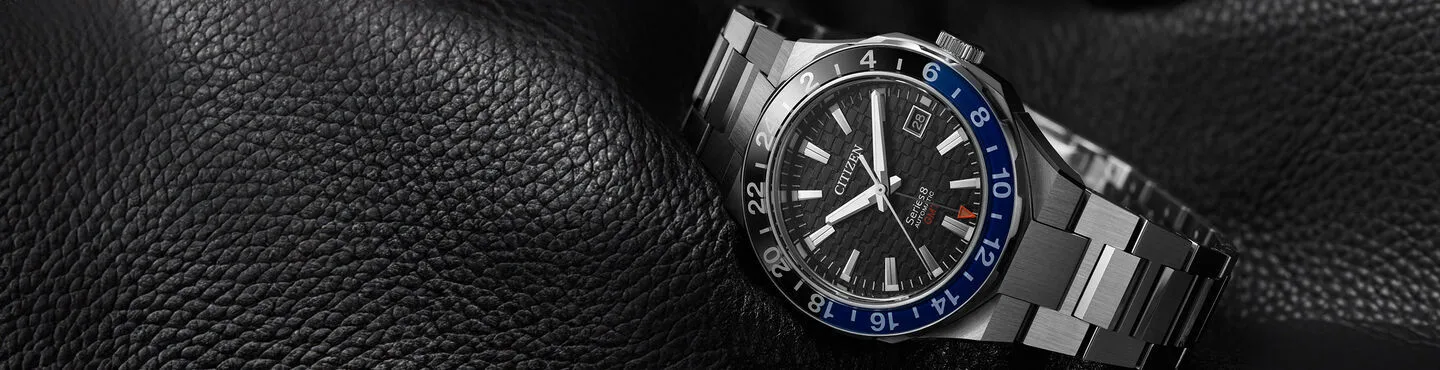 Reloj CITIZEN Series 8 automático con bisel negro y azul